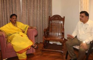 स्वास्थ्य अवसंरचनाओं के सुदृढ़ीकरण के लिए किये जा रहे हैं पर्याप्त बजटीय प्रावधान : उप मुख्यमंत्री शुक्ल