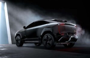 Batman Edition पर बवाल, ग्राहकों के दबाव में महिंद्रा ने लौटाए पैसे