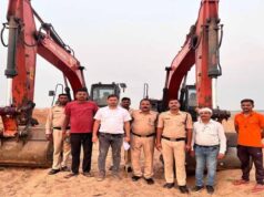 खनन माफिया पर सख्त एक्शन: सीमा लांघने पर 4 पोकलेन मशीनें जब्त