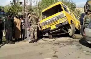 कुपवाड़ा में छात्रों से भरी बस का भयानक एक्सीडेंट, एक छात्रा की मौत, 23 अन्य बुरी तरह घायल