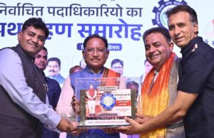 विकसित छत्तीसगढ़ के निर्माण में चैंबर ऑफ कॉमर्स की है महत्वपूर्ण भूमिका : मुख्यमंत्री विष्णु देव साय
