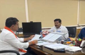 छत्तीसगढ़ रह रहे पाकिस्तानी हिन्दुओं ने गृहमंत्री विजय शर्मा से लगाई गुहार…. वापस न भेजें