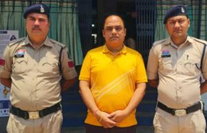 छत्तीसगढ़: NSS कैंप के दौरान जबरन नमाज मामले में GGU प्रोफेसर गिरफ्तार