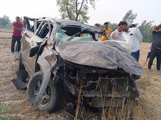 car-1.jpg
