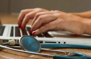 केंद्रीय कर्मचारियों के लिए मोदी सरकार नई हेल्थकेयर स्कीम लाएगी! मिलेगी बंपर लाभ