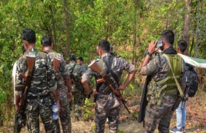 छत्तीसगढ़: बीजापुर में सुरक्षाबलों को मिली बड़ी कामयाबी, दो महिला नक्सली समेत 4 ढेर