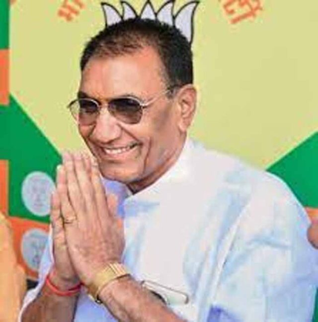 narayan.jpg
