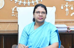 गौरेला पेंड्रा मरवाही : डिजिटल क्रॉप सर्वे का कलेक्टर ने किया आकस्मिक निरीक्षण