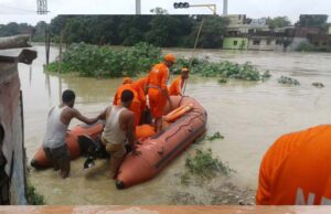 अति-वृष्टि एवं बाढ़ग्रस्त क्षेत्रों में बचाव और राहत कार्य युद्ध स्तर पर जारी : मंत्री विजयवर्गीय