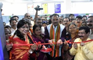 रायपुर : स्वास्थ्य मंत्री श्याम बिहारी जायसवाल ने जिला चिकित्सालय बालोद में सीटी स्कैन मशीन का किया शुभारंभ