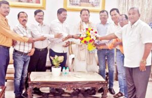 मुख्यमंत्री साय को कंवर समाज प्रतिनिधिमंडल ने दी बधाई एवं करमा तिहार के लिए आमंत्रण