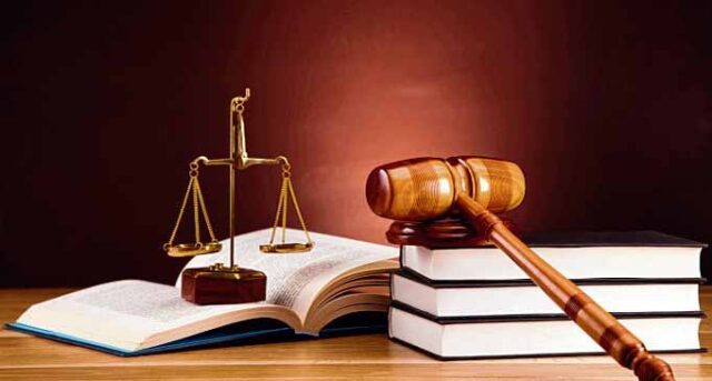 court_hammar3-2.jpg