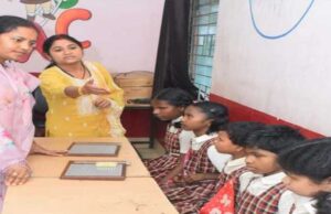 रायपुर : मंत्री श्रीमती राजवाड़े ने दिव्यांग बच्चों से की आत्मीय मुलाकात