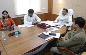 स्वस्थ नारी सशक्त परिवार अभियान महत्वपूर्ण: उप मुख्यमंत्री शुक्ल