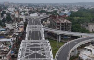 MP का लंबा फ्लाईओवर बना रीलबाजों का अड्डा, 3 दिन में कटे 190 चालान