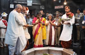 राष्ट्रपति द्रौपदी मुर्मू ने गयाजी में किया पितृपक्ष पिंडदान, पुरखों की आत्मा को दी शांति