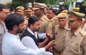 बरेली बवाल: पुलिस ने AAP नेताओं पर चलाया शिकंजा, संजय सिंह बोले- आवाज दबाना तानाशाही है