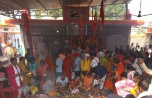 नवरात्रि के समापन पर देवी मंदिरों में गूंजे जयकारे, 2 करोड़ से अधिक श्रद्धालुओं ने किए दर्शन