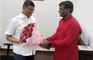 डीसी मंजूनाथ भजंत्री ने की मुख्य सचिव अविनाश कुमार से शिष्टाचार मुलाकात, नए पद की दी शुभकामनाएं