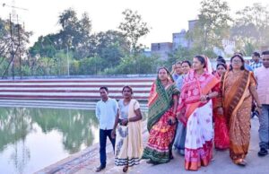 रायपुर : छठ पर्व की तैयारी का लिया जायजा – मंत्री श्रीमती लक्ष्मी राजवाड़े ने किया भटगांव छठ घाट का निरीक्षण