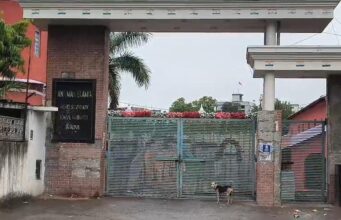 जबलपुर के अंजुमन इस्लामिया स्कूल ने शुक्रवार छुट्टी और रविवार स्कूल का फरमान जारी किया, विवाद