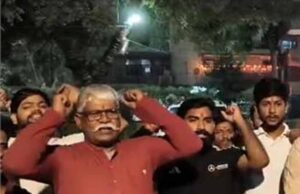 CM योगी पर अभद्र टिप्पणी से मचा बवाल, हिंदूवादी संगठन ने घेरा लड़की का घर