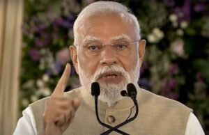 मोदी का कांग्रेस पर हमला: कहा, सीताराम केसरी को बाथरूम में बंद किया, अध्यक्ष की कुर्सी तक चुराई गई