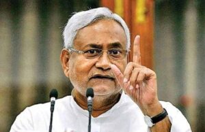 नामांकन से पहले बड़ा बदलाव: JDU के दिग्गज नेता ने RJD का दामन थामा