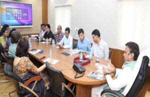 उप मुख्यमंत्री शुक्ल ने चिकित्सा महाविद्यालयों में स्वास्थ्य सेवाओं की समीक्षा की