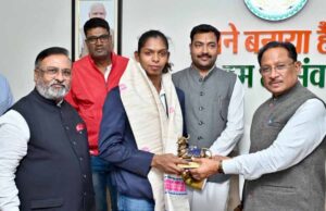 मुख्यमंत्री साय ने महिला कबड्डी विश्व कप की स्टार खिलाड़ी संजू देवी को दी बधाई