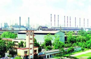 भिलाई इस्पात संयंत्र में सुरक्षा चूक पर सख्त कार्रवाई, दो महाप्रबंधक निलंबित, 2 अफसरों को चेतावनी