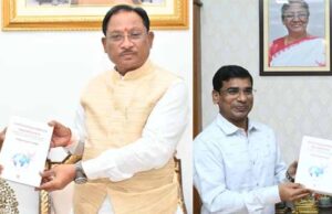 IPS डॉ. संतोष की पुस्तक का विमोचन: संयुक्त राष्ट्र के शांति प्रयासों पर आधारित रचना सीएम साय व डॉ. रमन सिंह को भेंट