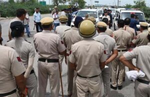रांची पुलिस का बड़ा अभियान: 75 जगहों पर छापेमारी, 183 लोग गिरफ्तार