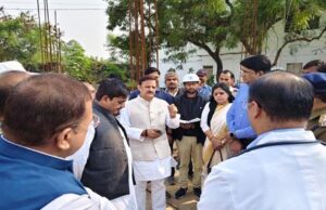 उप मुख्यमंत्री ने जिला चिकित्सालय मऊगंज का किया निरीक्षण