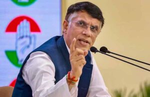 पवन खेड़ा का विवादित बयान: ‘PM की कनपटी पर कट्टा रखकर CM बनें नीतीश कुमार’