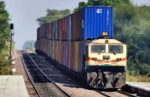 देश की मजबूत इकोनॉमी का सबूत: रेलवे ने पार किया 1 बिलियन टन का रिकॉर्ड