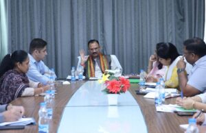 रायपुर : स्वास्थ्य मंत्री श्याम बिहारी जायसवाल ने की विभागीय योजनाओं की समीक्षा