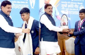 विश्व चैंपियन क्रांति गौड़ का भोपाल में सम्मान, CM ने पिता की पुलिस सेवा में बहाली की घोषणा की