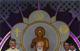 पीएम मोदी ने किया लोकार्पण: श्री सत्य साई बाबा सम्मान में स्मारक सिक्का और डाक टिकट जारी