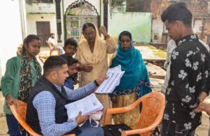 SIR पर फिर सुप्रीम कोर्ट की कड़ी नजर, चुनाव आयोग को भेजा नोटिस