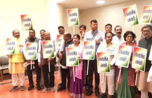 ‘सत्यमेव जयते’ का पोस्टर लेकर सदन में हंगामा, गर्भगृह तक पहुंचे कांग्रेस विधायक, निलंबन की कार्रवाई