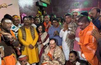 बाबा बैद्यनाथ धाम पहुंचे JP नड्डा, भगवान शिव की पूजा-अर्चना की