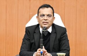 शीतलहर के मद्देनज़र स्कूलों में समय परिवर्तन, कलेक्टर ने जारी किया आदेश