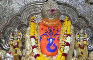 नए साल का स्वागत इंदौर के प्रमुख मंदिरों में, खजराना और रणजीत हनुमान में विशेष आयोजन