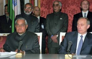 25 साल की दोस्ती का असर! भारत दौरे से पहले पुतिन–मोदी की पुरानी तस्वीर ने मचाई हलचल