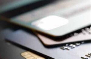 Credit Card Users Alert! नए साल से बदल जाएंगे ये बड़े नियम, सीधे पड़ेगा आपकी जेब पर असर