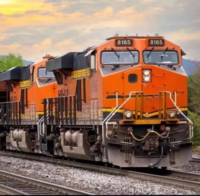 train-7.jpg