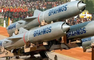 ब्रह्मोस से तेज रफ्तार, चीनी मिसाइल DF-12 का बड़ा भाई, ब्रह्मास्त्र K-4 पाकिस्तान जैसे दुश्मनों के लिए खतरा