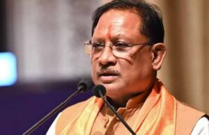 दंतेवाड़ा में 63 माओवादियों का आत्मसमर्पण, मुख्यमंत्री साय बोले – शांति और विकास की ओर बस्तर का ऐतिहासिक मोड़
