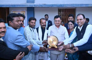 रायपुर : कैबिनेट मंत्री देवांगन धीवर समाज के नववर्ष एवं पारिवारिक मिलन समारोह में हुए शामिल